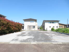 Y.Y駐車場　(延岡市　野田町)