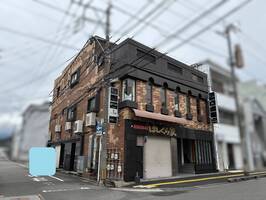 Y-cityビル（ワイ-シティビル）２F