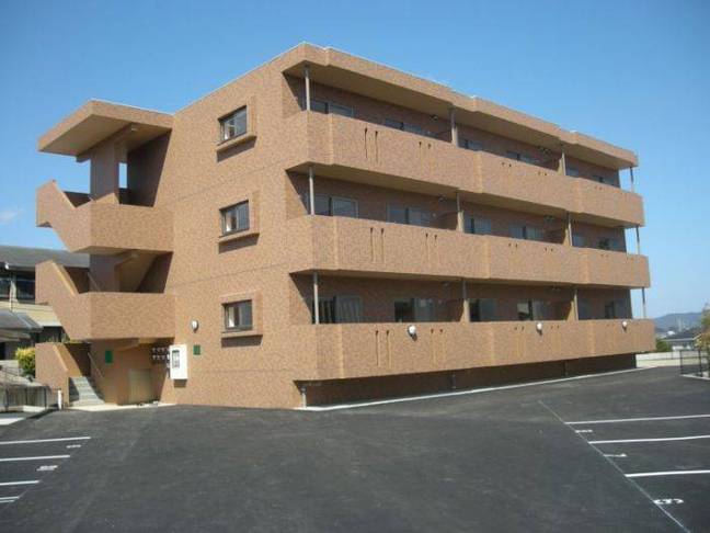 フローラソレイユ　（延岡　野地町）＜２LDK＞