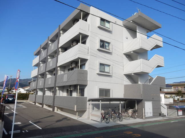 レインボースター（門川町　東栄町）＜2LDK＞201号室