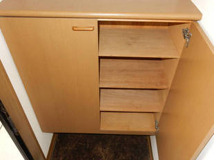 シューズボックス