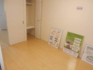 廊下側から見た洋室②