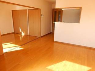 ＬＤＫ～南側洋室【６帖】