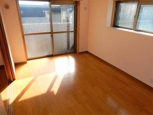 南側洋室【６帖】