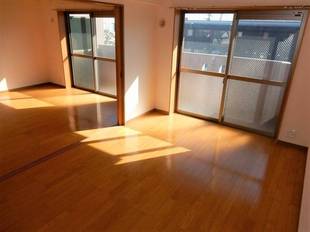 南側洋室【６帖】～ＬＤＫ