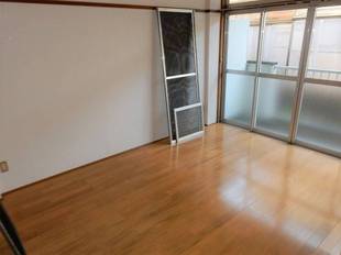 南側洋室（６帖）