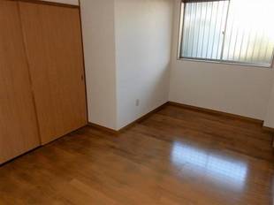 北側洋室（６帖）