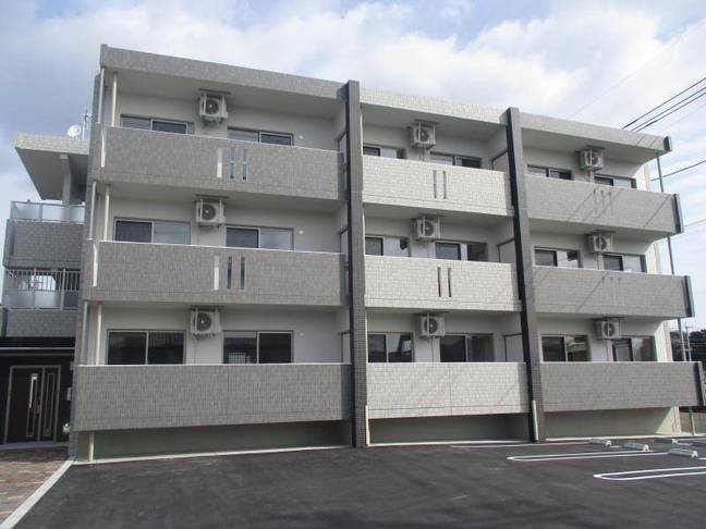 プレゾント岡富　（延岡市　岡富町）＜２LDK＞