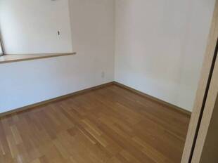 洋室（バルコニー側）