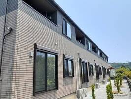 レジデンス　ハイブリッジ　（日向市　財光寺）＜2LDK＞