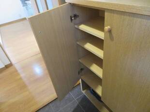 シューズボックス