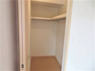 洋室ウォークインクローゼット