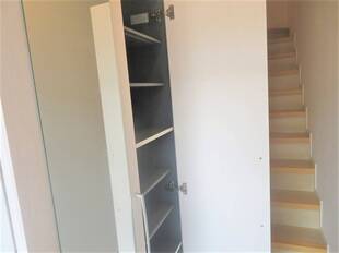 シューズボックス