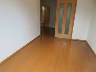 洋室（バルコニー側）