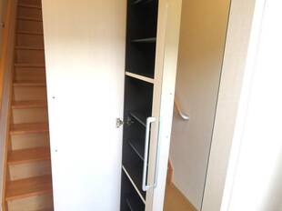 シューズボックス