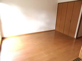 洋室（バルコニー側）