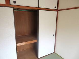 和室収納（東側）