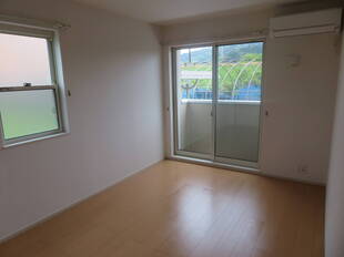 洋室６.０（南側）