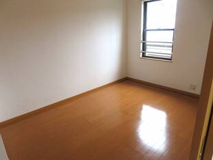 洋室（バルコニー側）