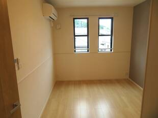 洋室(キッチン側)