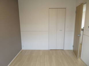 洋室(キッチン側)