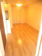 サンルームからみたリビング