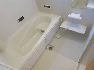 一坪バスでゆっくり足が延ばせます！！