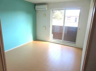 洋室（バルコニー側）