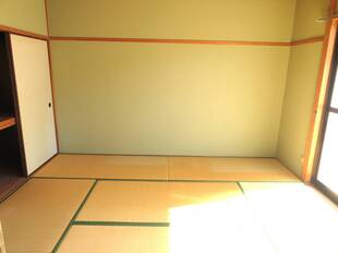 和室（洋室から）