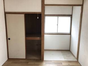 洋室6帖 収納