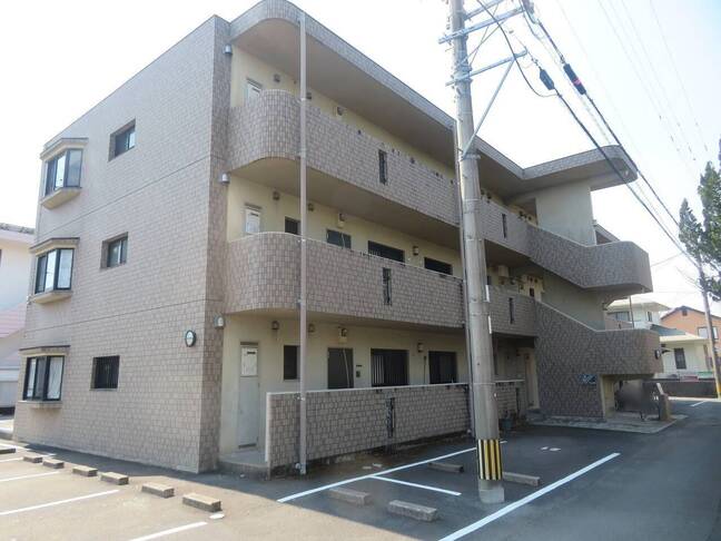 ヴィラパークサイド　（延岡市　大貫町）＜３DK＞