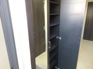 シューズボックス