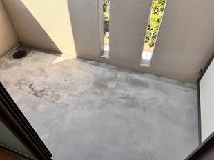 北側洋室バルコニー