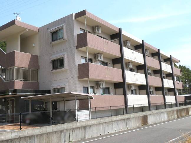 ユーミー多々良B　（延岡市　岡富町）＜2LDK＞