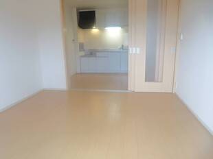 洋室（バルコニー側）