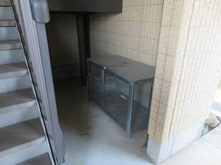 敷地内ゴミ捨て場