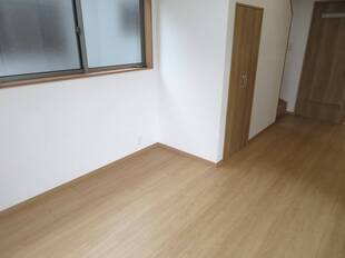 洋室7.5帖