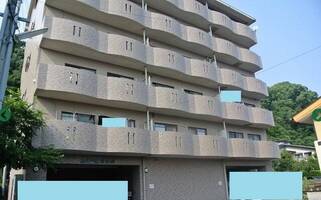 パークフロント桜小路（延岡市　桜小路）＜4DK＞