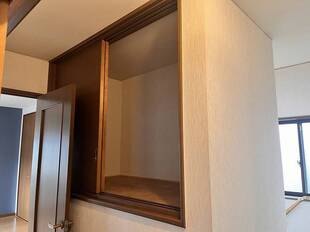 階段上部収納