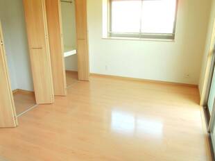 洋室（バルコニー側）