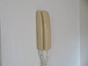 インターホン