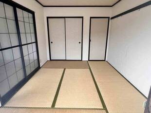 和室（バルコニー側）