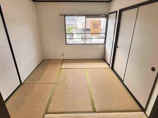 和室（玄関側）