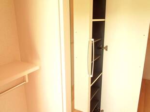 シューズボックス