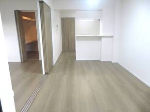 リビング（バルコニーから）