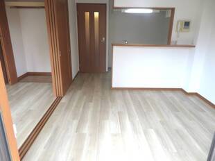 リビング（バルコニーから）