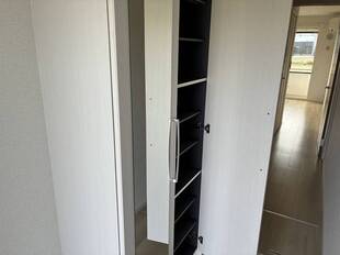 シューズボックス