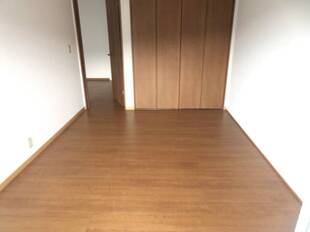 洋室（バルコニー側）