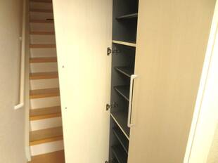 シューズボックス