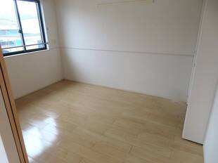 洋室（バルコニー側）